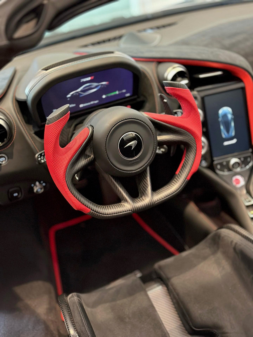 [Made to Order] McLaren Super Series - F1 Competition - Matte Carbon - Red Perforated Leather - Black Stitching - No Stripe