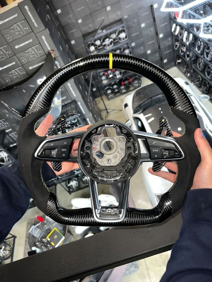 Carismo Steering Wheel For Audi R8 (Gen 2) - Sport - Gloss Carbon - Alcantara - Yellow