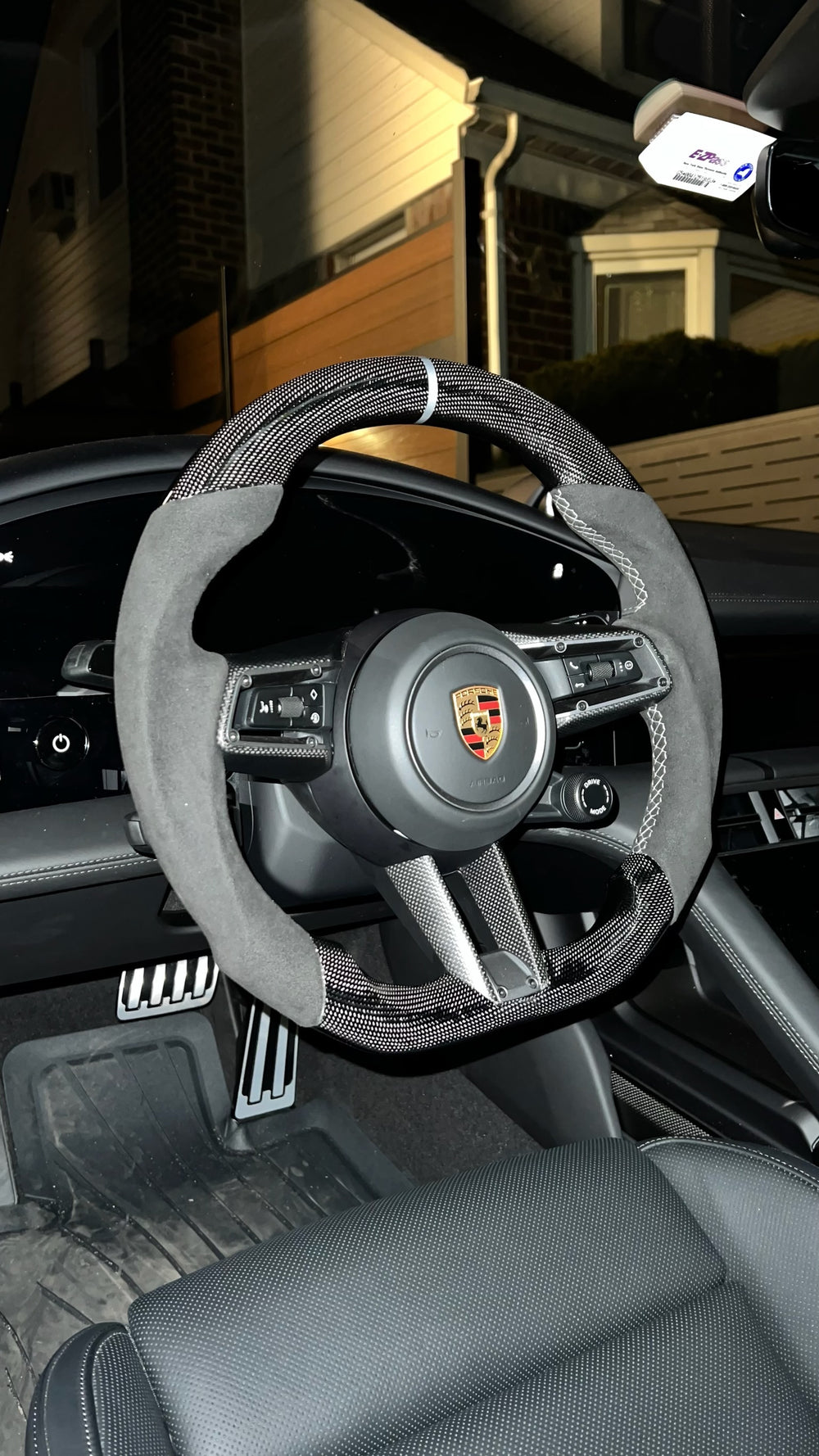 Carismo Steering Wheel For Porsche (992.1 Wheel) - Sport - Gloss Plain Carbon - Alcantara - Silver