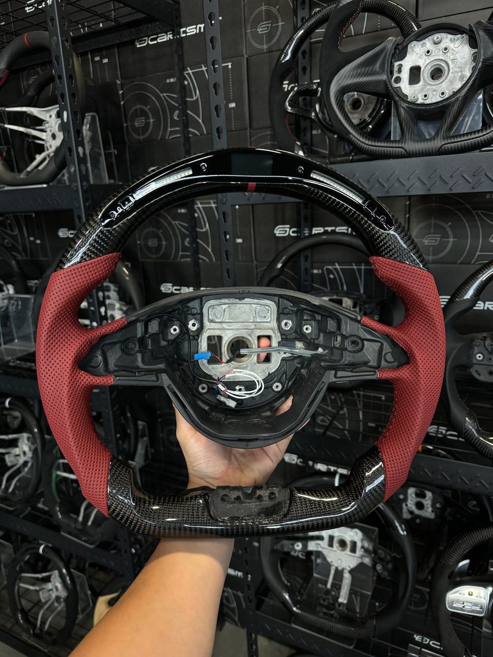 [Media/Test] Mercedes/AMG (2016 AMG Performance Wheel) - Classic RPM LED - Gloss Carbon - Red Perforated Leather - Red Stitching - Red Stripe