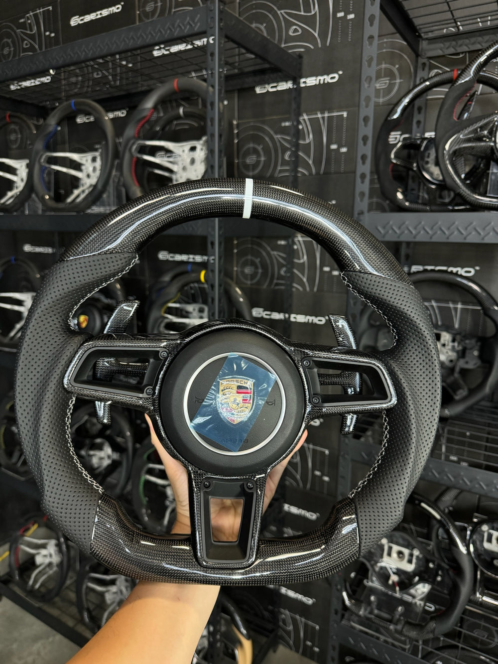 [Made to Order] Porsche (991.2 Wheel) - Sport - Gloss Plain Carbon - Smooth Leather - Black Stitching - No Stripe