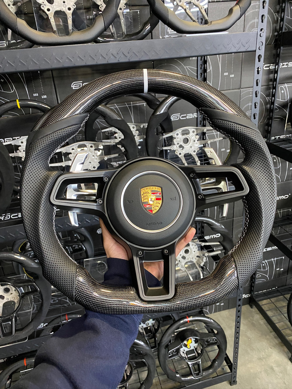 [Made to Order] Porsche (991.2 Wheel) - Sport - Gloss Plain Carbon - Smooth Leather - Black Stitching - No Stripe