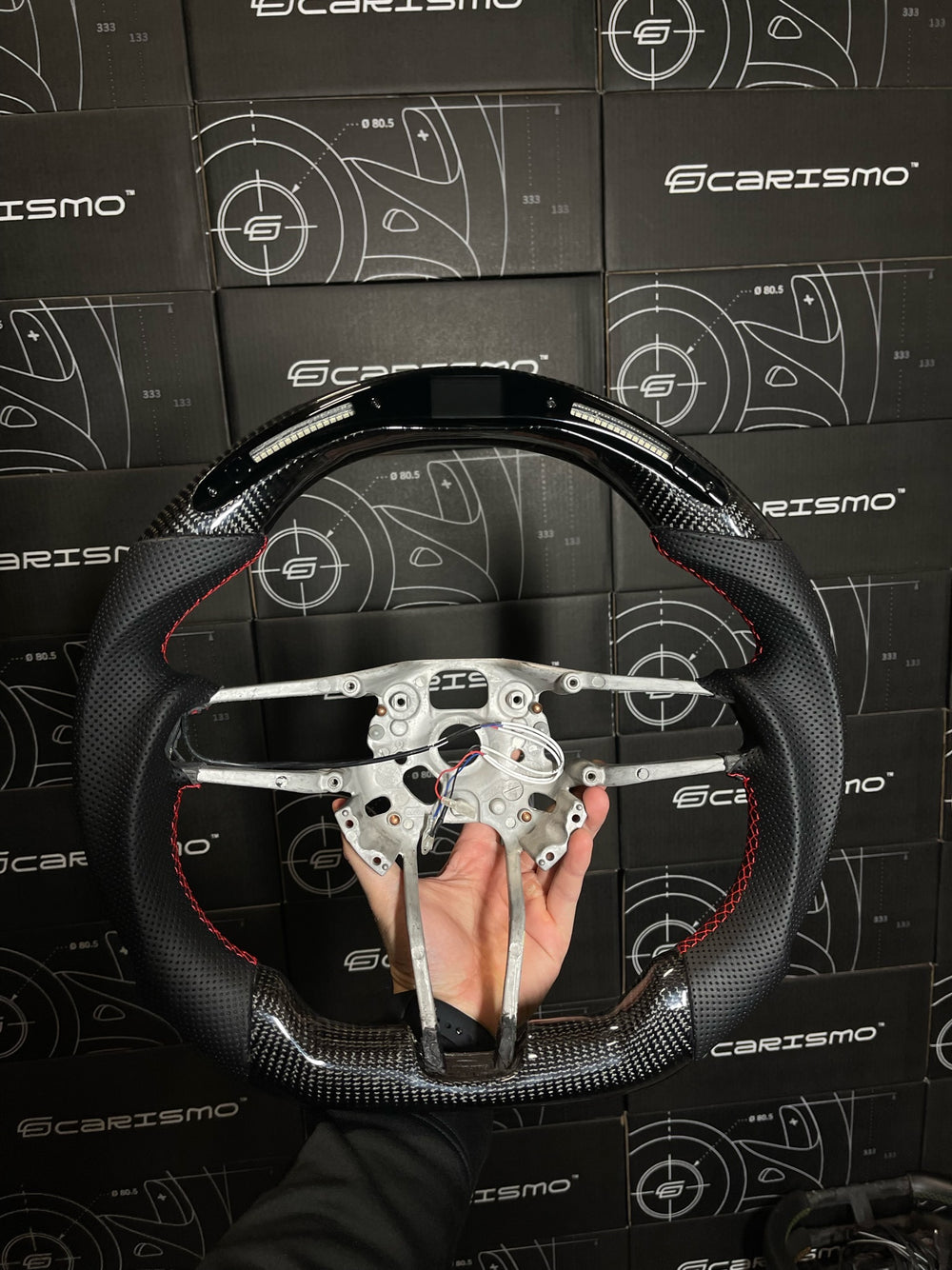 [Made to Order] Porsche (991.2 Wheel) - Classic RPM LED - Gloss Plain Carbon - Perforated Leather - Red Stitching - No Stripe