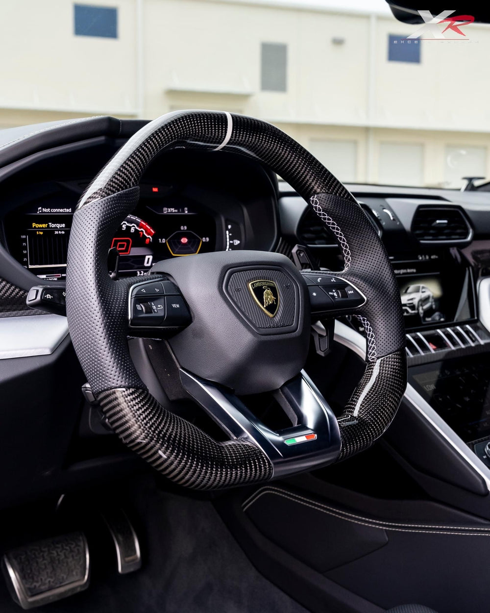 Carismo Steering Wheel For Lamborghini Urus - Signature - Gloss Carbon - Perforated Leather - White