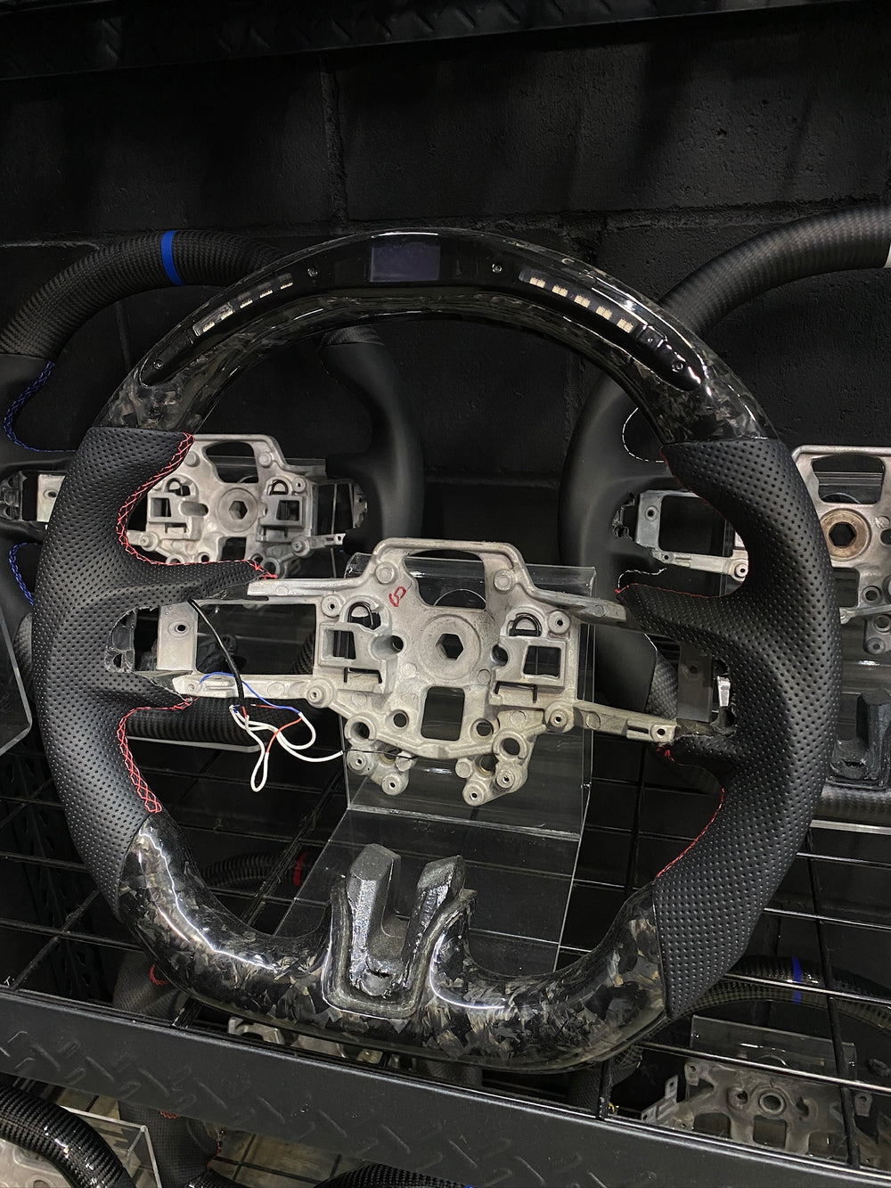 [Made to Order] Ford Mustang (S550 Pre-2018) - Classic RPM LED - Gloss Forged Carbon - Perforated Leather - Red Stitching - No Stripe