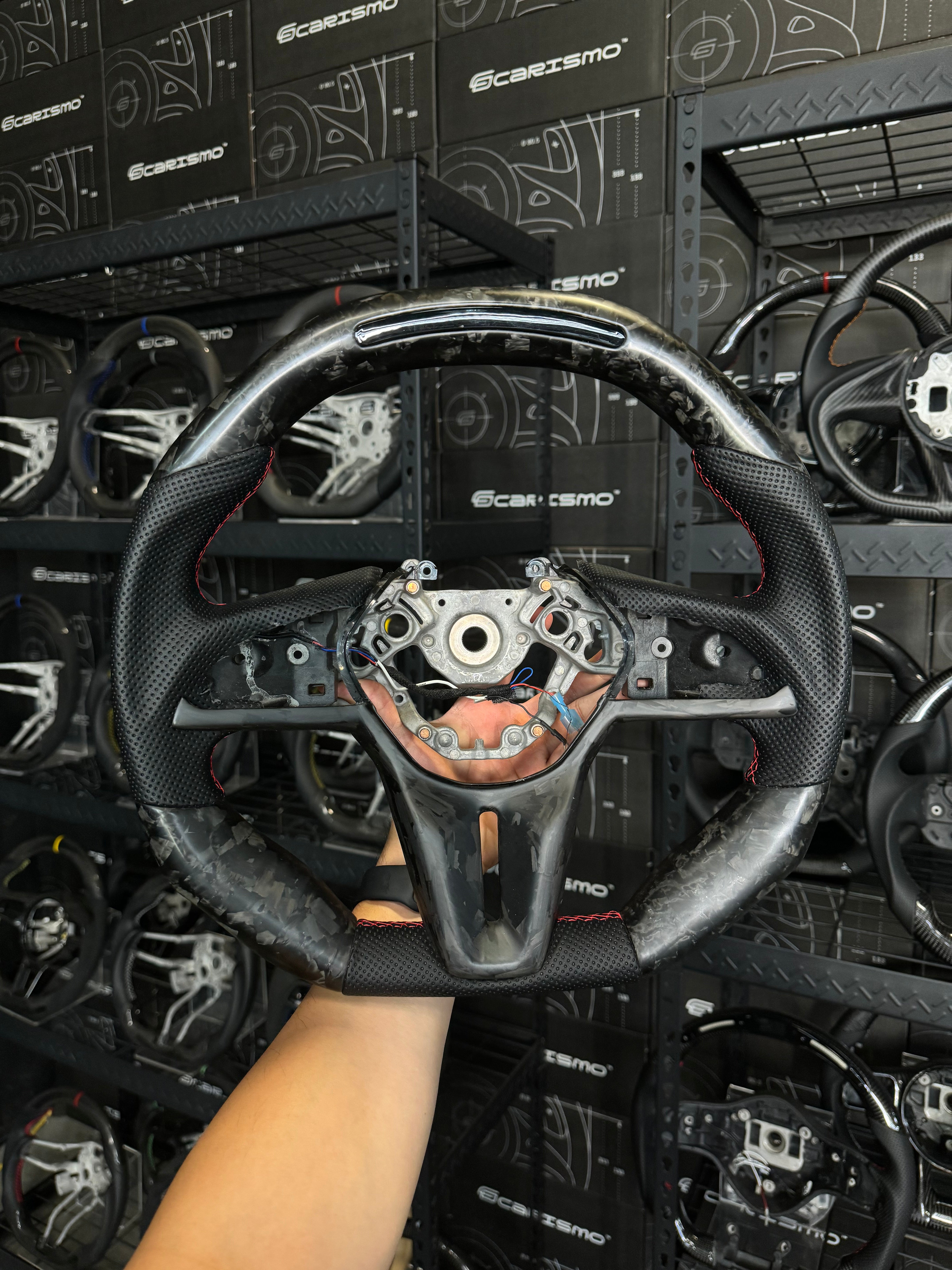 Nissan GT-R (R35 EBA) Steering Wheel | Carismo