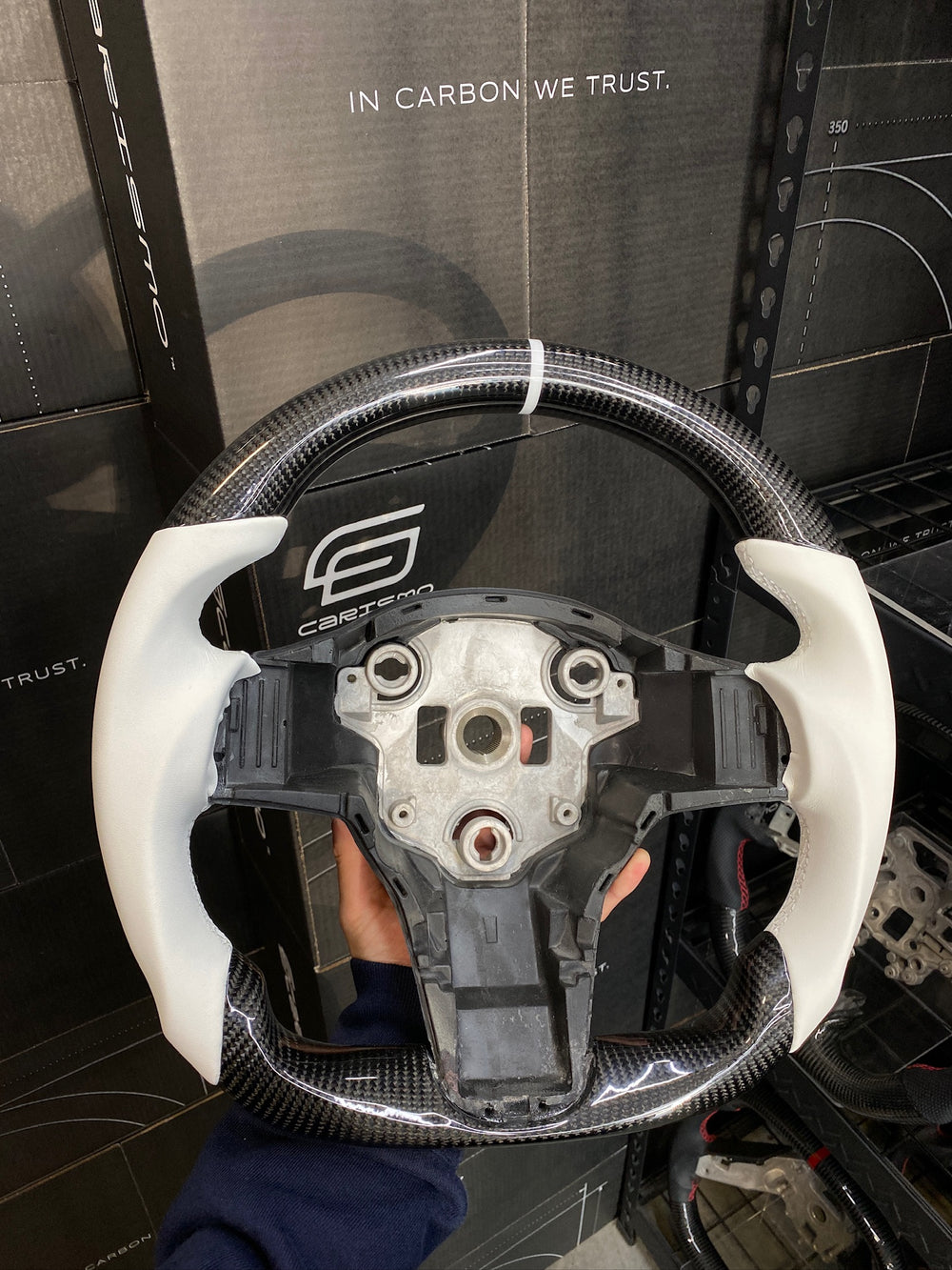 Carismo Steering Wheel For Tesla Model 3/Y - Sport (Heated) - Gloss Carbon - White Smooth Leather
