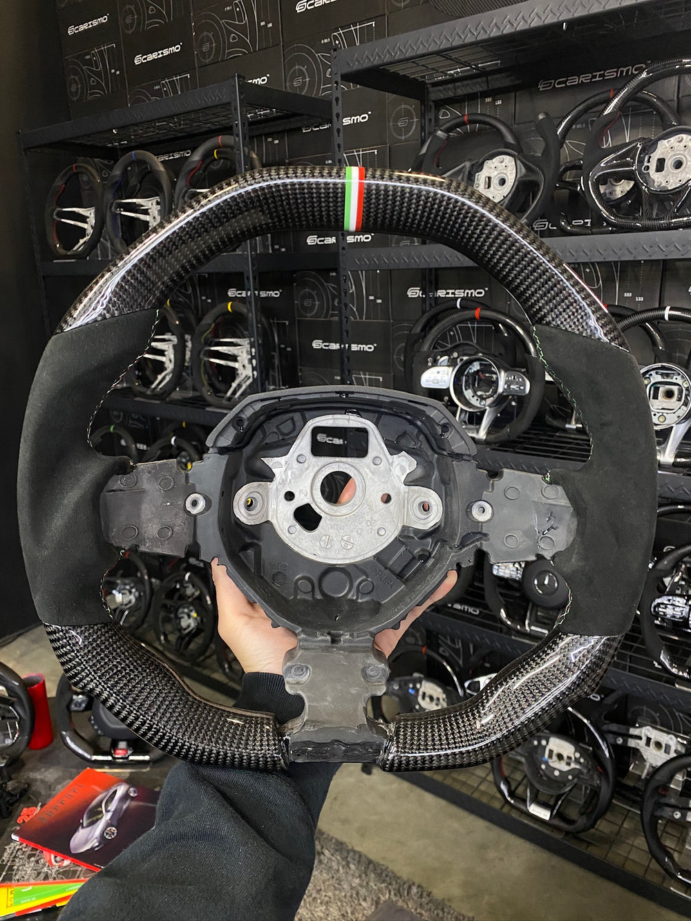 Carismo Steering Wheel For Lamborghini Aventador - Signature - Gloss Carbon - Alcantara