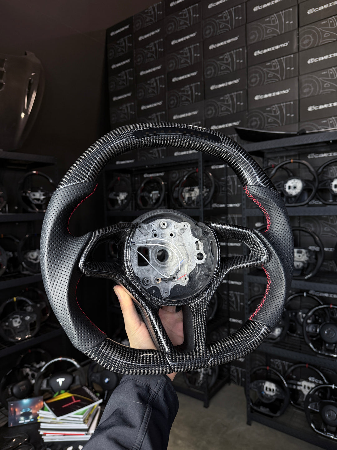 [Media/Test] McLaren Sport Series - Sequential RPM LED - Gloss Carbon - Perforated Leather - Red Stitching - No Stripe