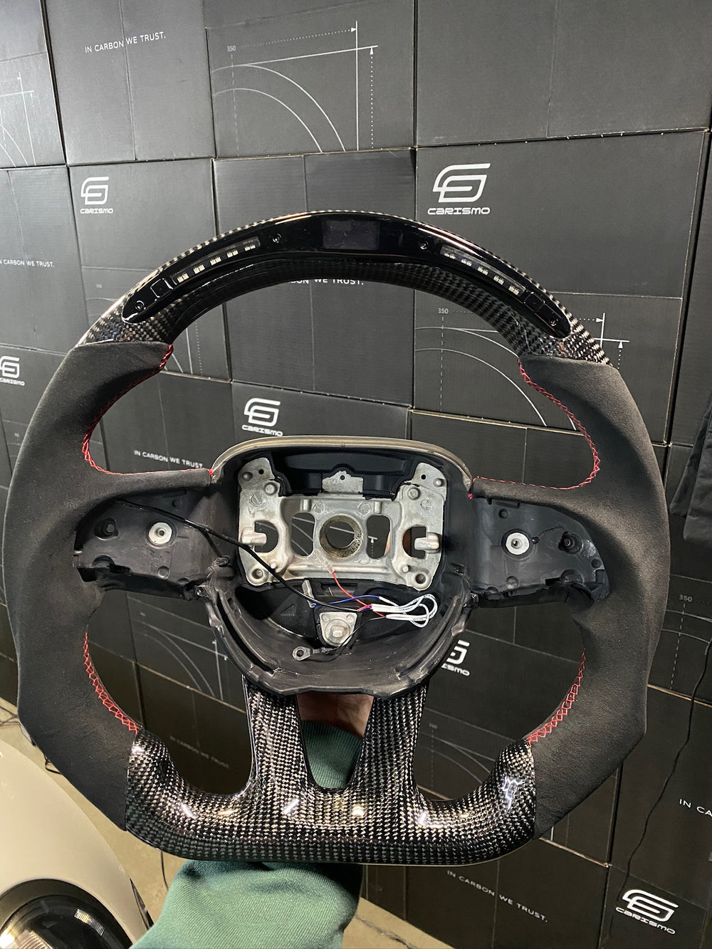Carismo Steering Wheel For Dodge / SRT (2015+) - Classic RPM LED - Gloss Carbon - Alcantara