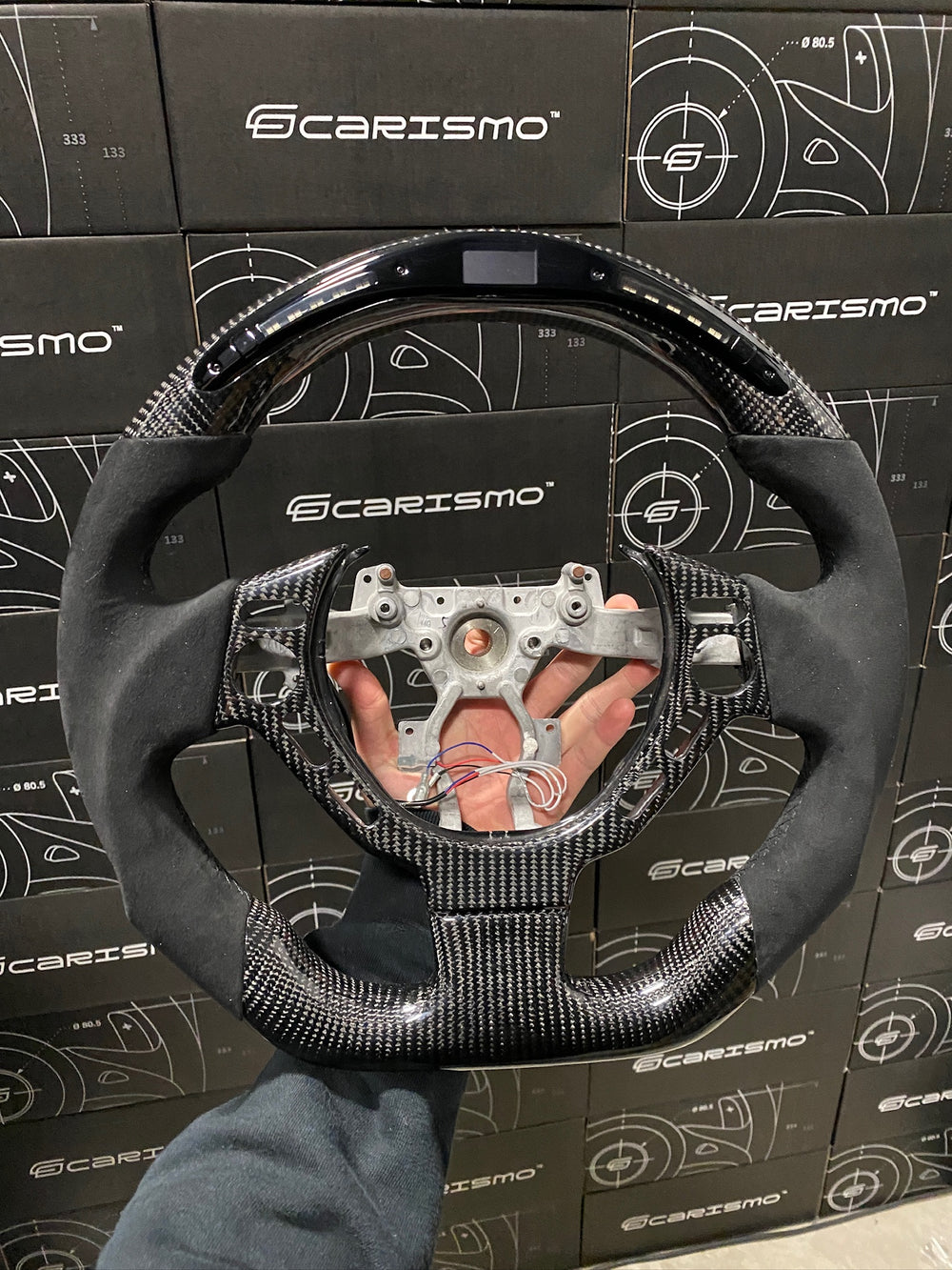 Carismo Steering Wheel For Nissan GT-R (R35 CBA & DBA) - Classic RPM LED - Gloss Carbon - Alcantara