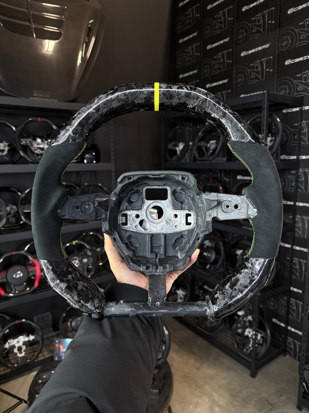 Carismo Steering Wheel For Lamborghini Huracan - Signature - Gloss Forged Carbon - Alcantara