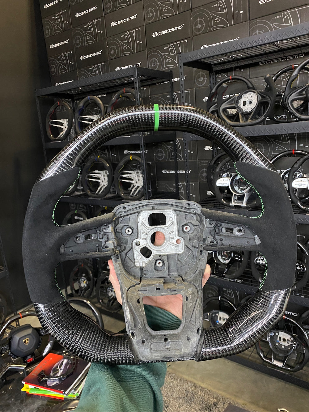 Carismo Steering Wheel For Lamborghini Urus - Signature - Gloss Carbon - Alcantara - Green