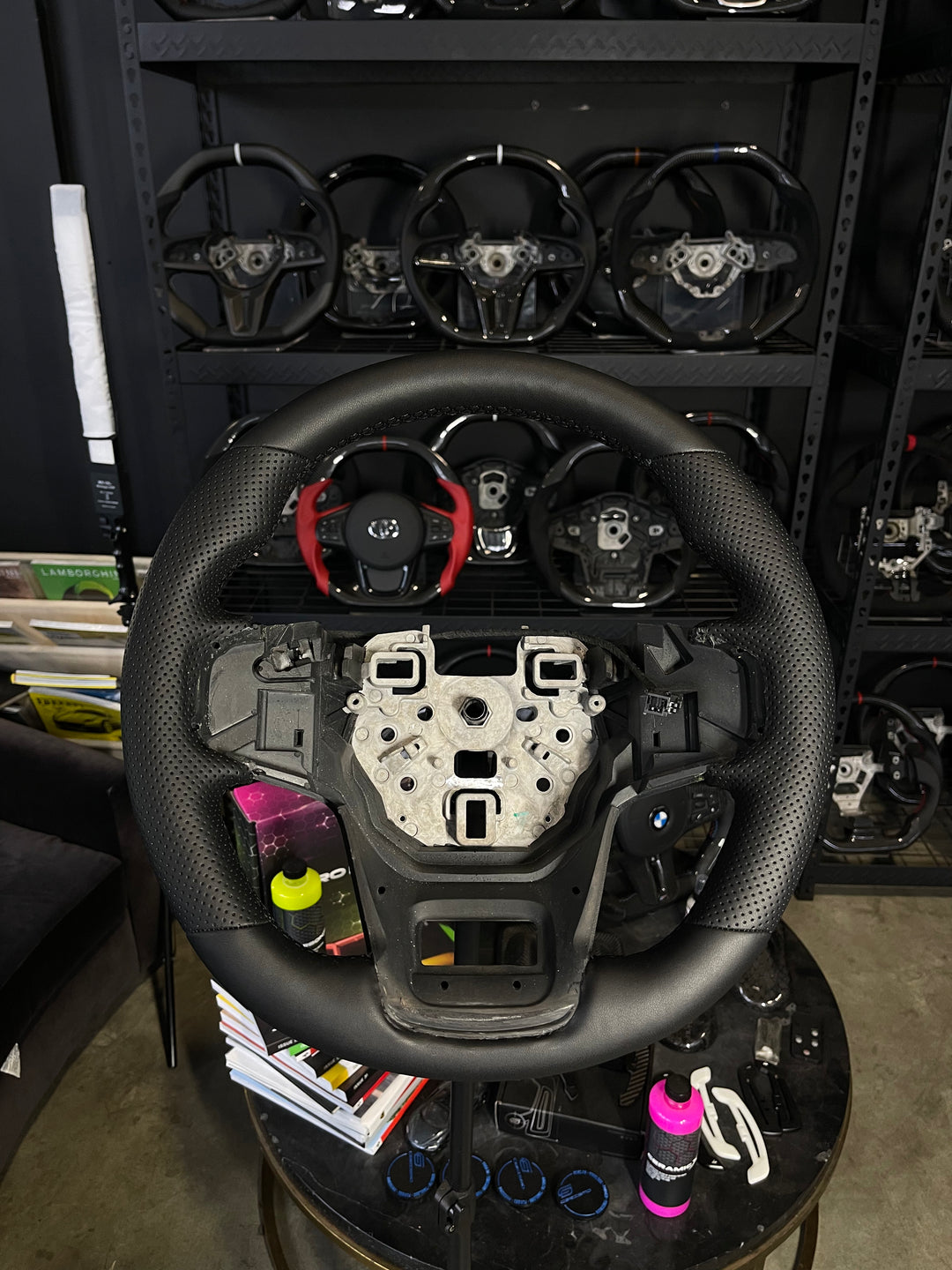 [Media/Test] Ford Bronco (Gen 6) - OEM Shape - Full Leather - Perforated Leather - Black Stitching - No Stripe