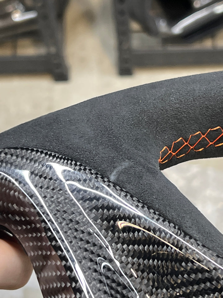 [Media/Test] McLaren Super Sport - Sport - Matte Carbon - Alcantara - Orange Stitching - Orange Stripe (Damaged)