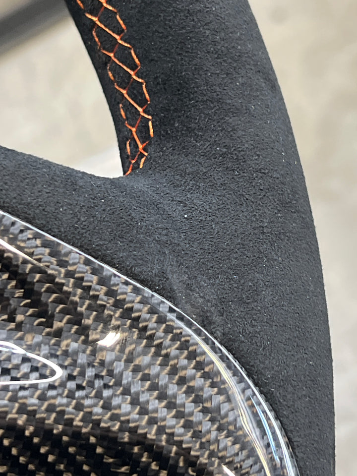 [Media/Test] McLaren Super Sport - Sport - Matte Carbon - Alcantara - Orange Stitching - Orange Stripe (Damaged)