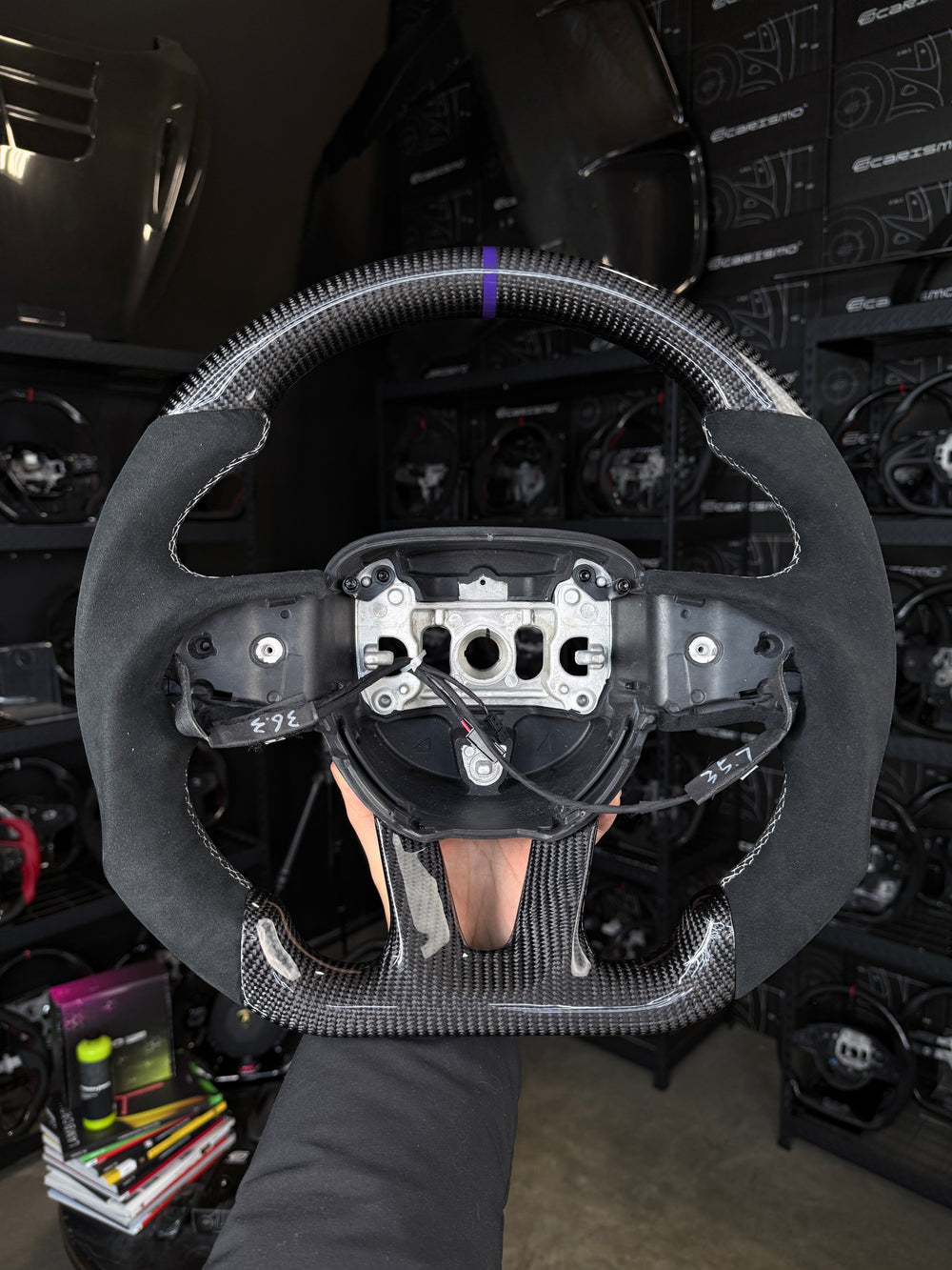 Carismo Steering Wheel For Dodge / SRT (2015+) - Sport - Gloss Carbon - Alcantara