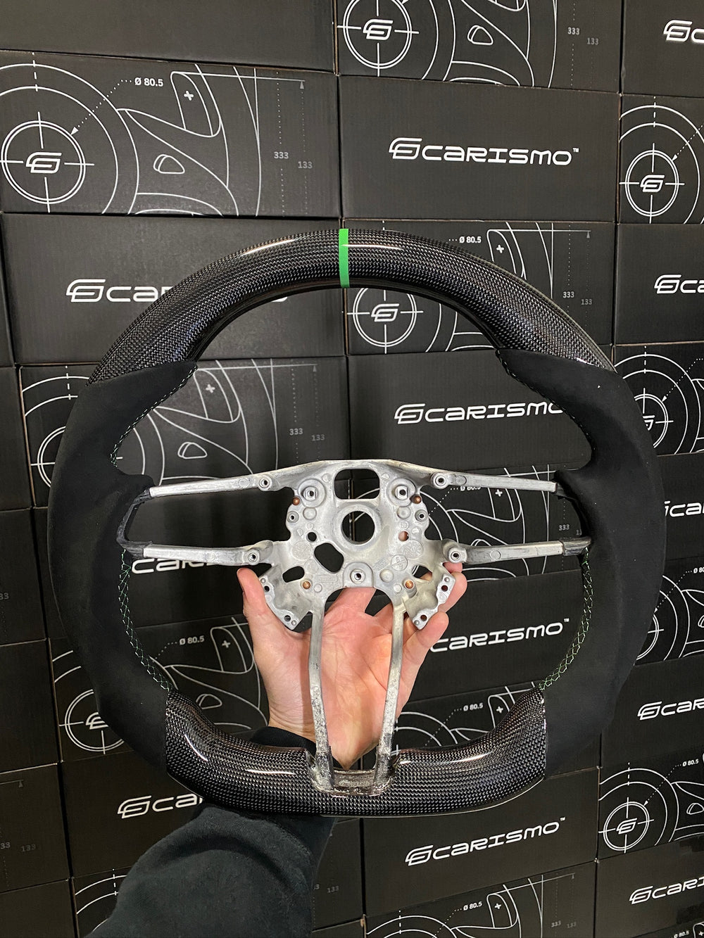 [Made to Order] Porsche (991.2 Wheel) - Sport - Gloss Plain Carbon - Alcantara - Grey Stitching - Grey Stripe
