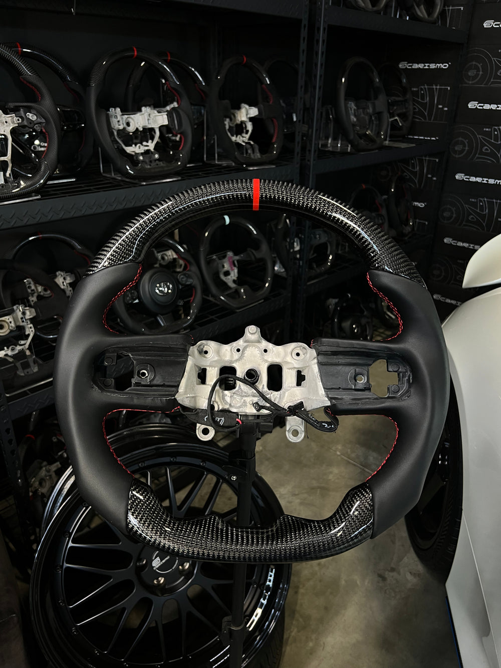 [Made to Order] Jeep Wrangler (JL) - Sport - Gloss Carbon - Smooth Leather - Grey Stitching - No Stripe