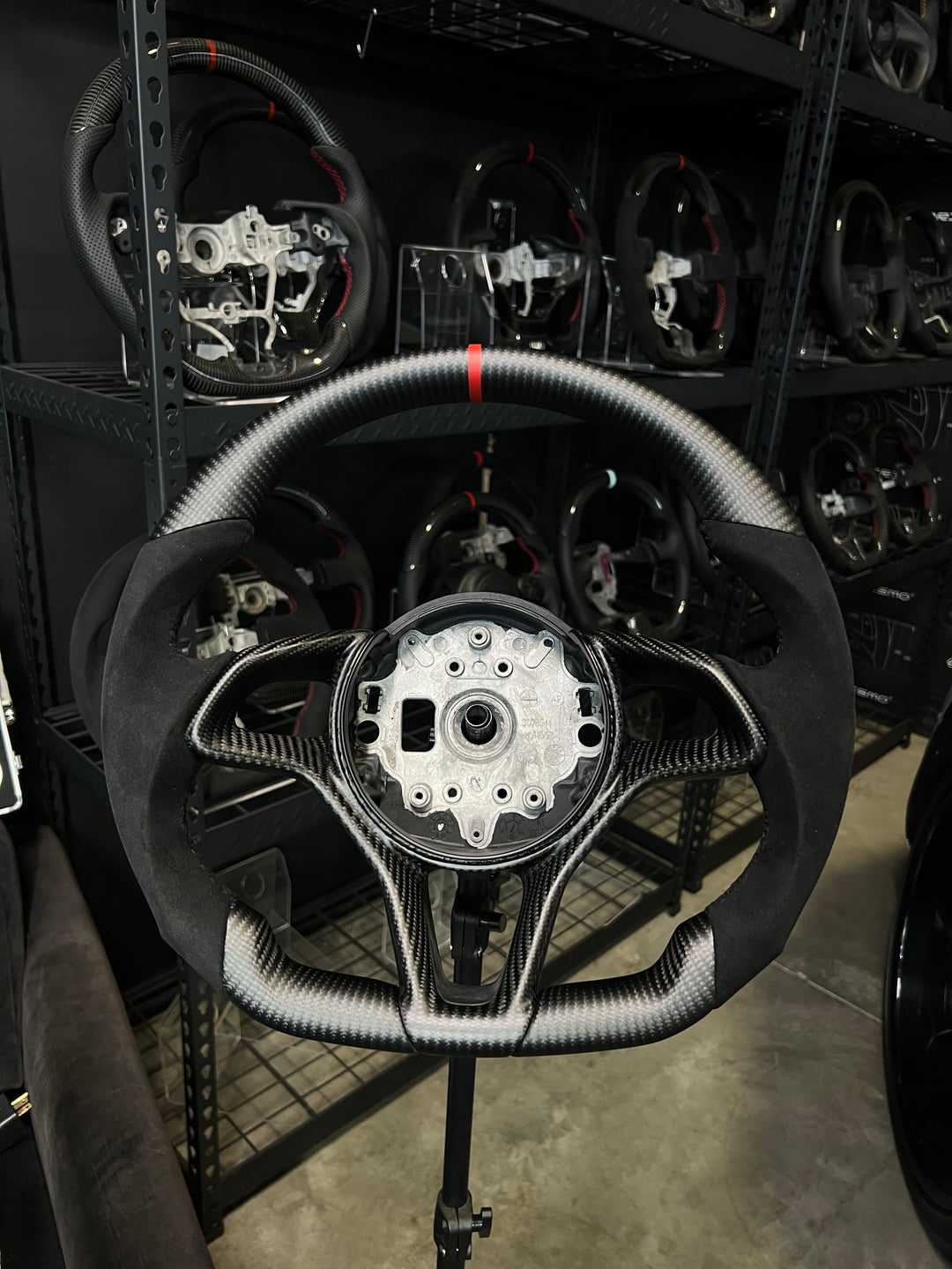 [Media/Test] McLaren Sport Series - Sport - Matte Carbon - Alcantara - Black Stitching - Red Stripe