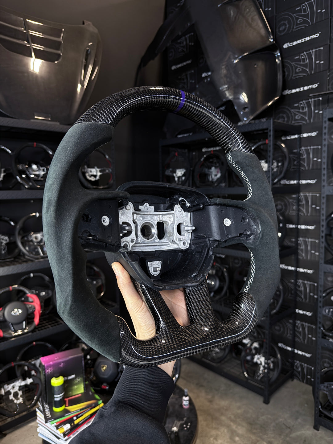 [Media/Test] Dodge / SRT (2015+) - Sport - Gloss Carbon - Alcantara - White Stitching - Purple Stripe