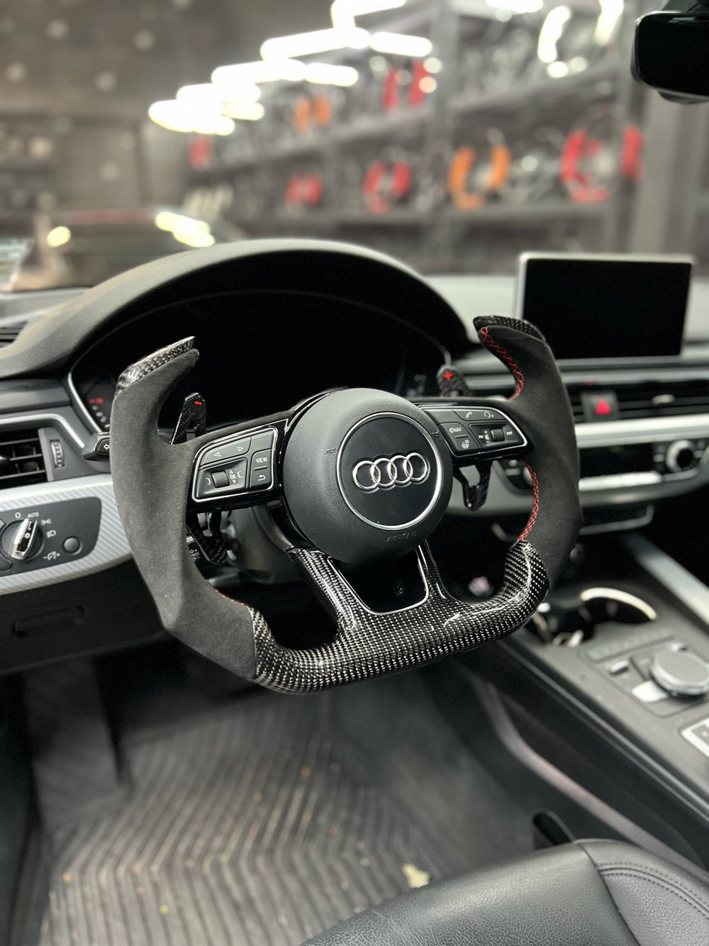 [Media/Test] Audi (B9 Wheel) - F1 Competition - Gloss Carbon - Alcantara - Red Stitching - No Stripe