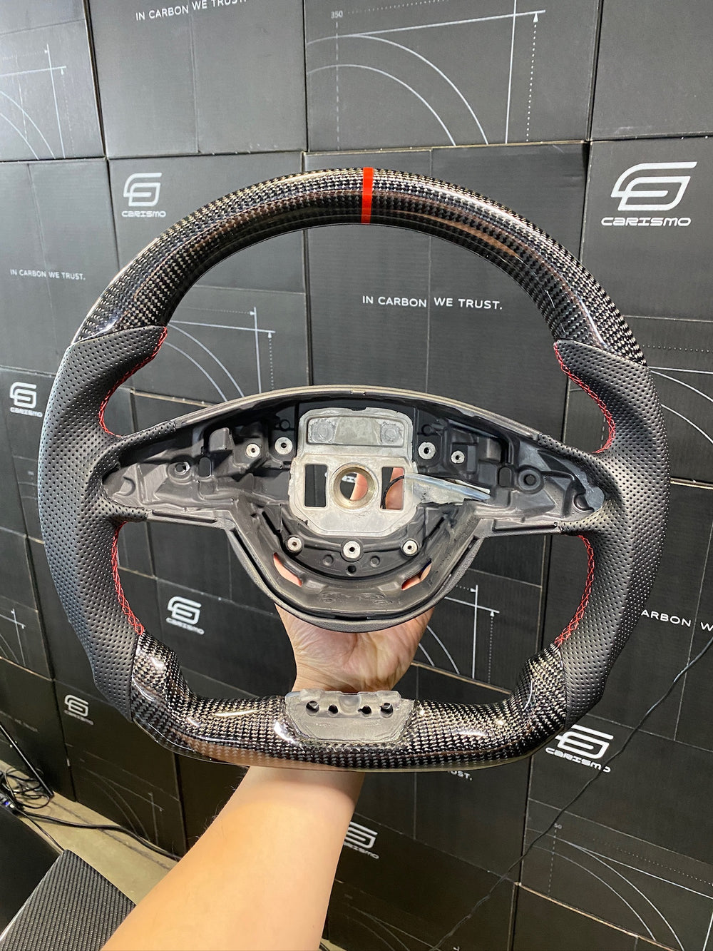 [Made to Order] Mercedes/AMG (2016 AMG Performance Wheel) - Sport - Gloss Carbon - Perforated Leather - Grey Stitching - Orange Stripe