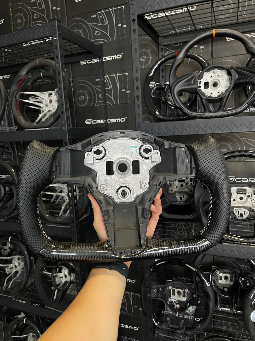 [Media/Test] Tesla Model 3/Y - Yoke-Style (Non-Heated) - Gloss Carbon - Perforated Leather - White Stitching - No Stripe