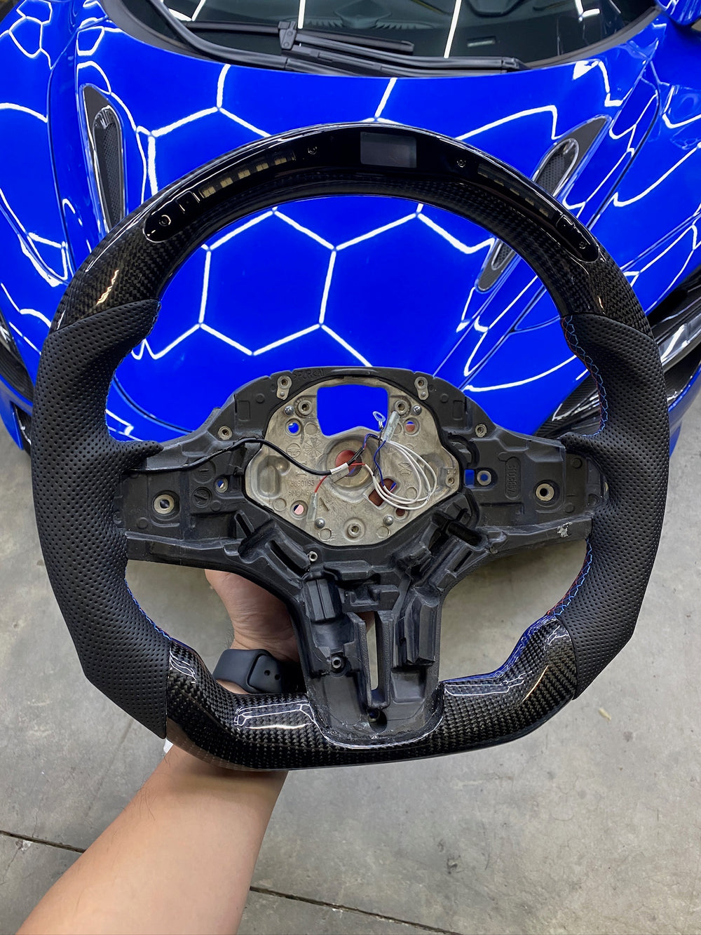 Carismo Steering Wheel For BMW G-Series (M Performance Wheel) - Classic RPM LED - Gloss Carbon - Perforated Leather - BMW M Colors