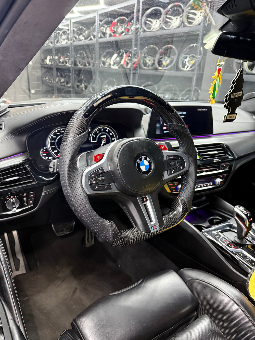 Carismo Steering Wheel For BMW G-Series (M Performance Wheel) - Classic RPM LED - Gloss Carbon - Perforated Leather - BMW M Colors