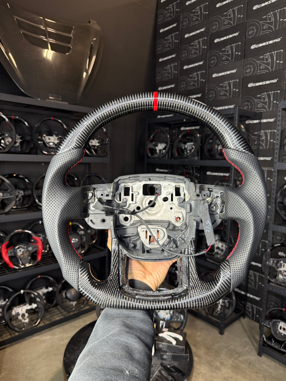 Carismo Steering Wheel For Range Rover Sport (L494) - Sport - Gloss Carbon - Perforated Leather