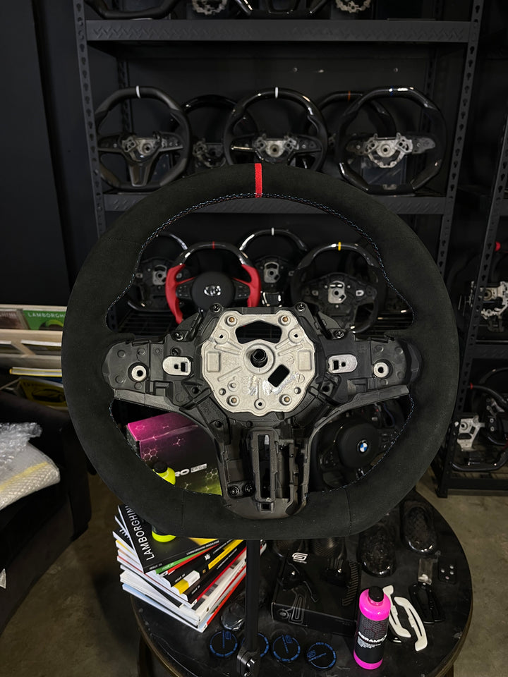 [Media/Test] BMW G-Series (M Performance Wheel) - OEM Shape - Full Alcantara - BMW M Colors Stitching - Red Alcantara Stripe