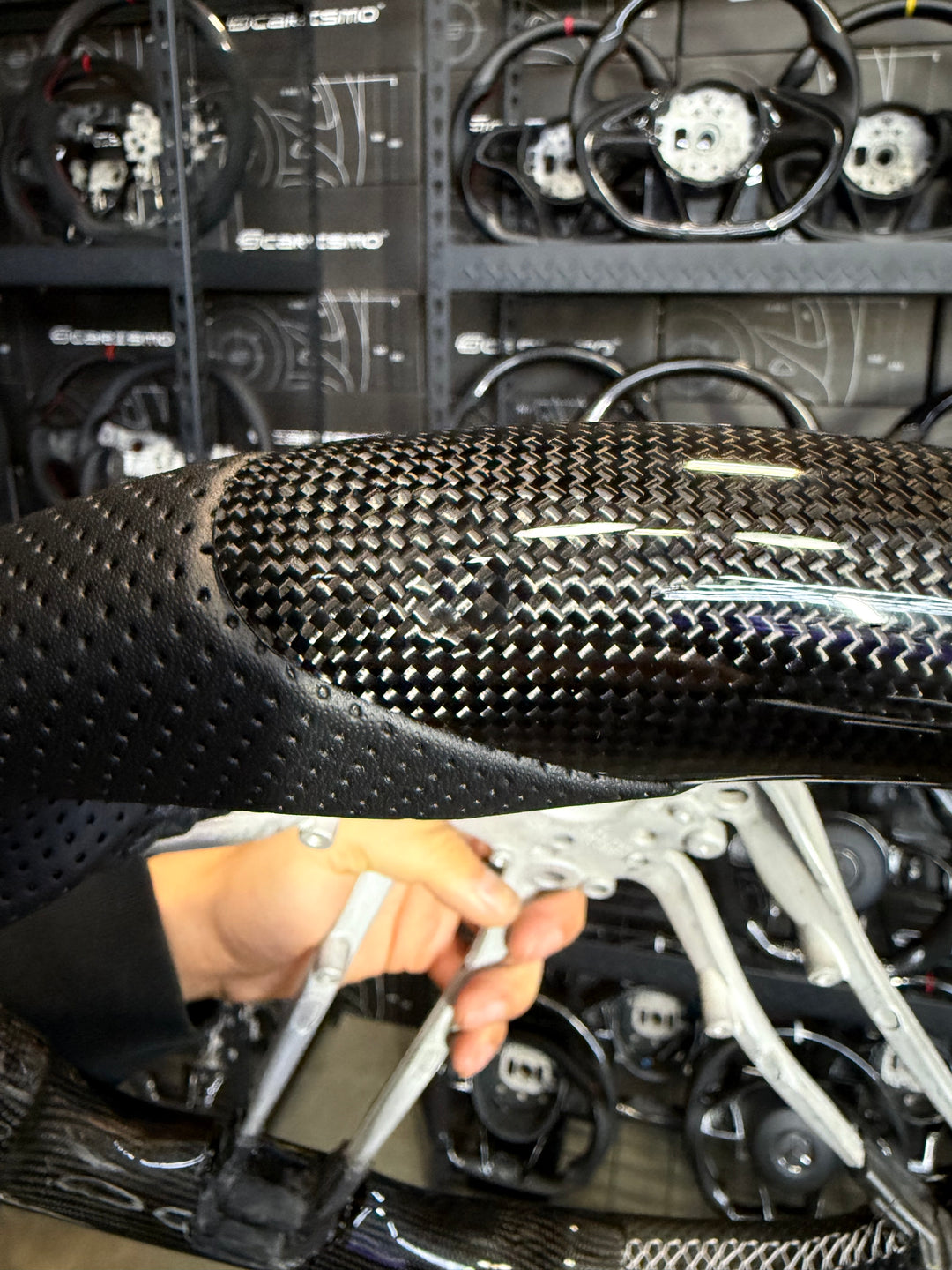 [Display/Demo] Porsche (992.1 Wheel) - Sport - Gloss Plain Carbon - Perforated Leather - Silver Stitching - Silver Stripe (Manufacturing Imperfection)