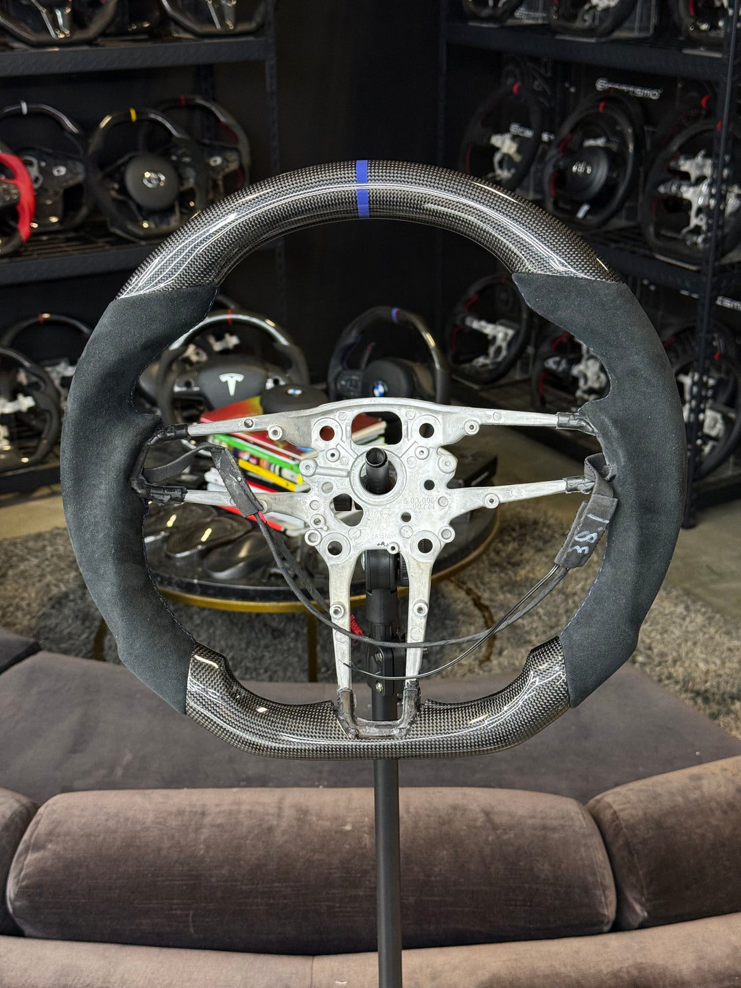[Media/Test] Porsche (992.1 Wheel) - Sport - Gloss Plain Carbon - Alcantara - Blue Stitching - Blue Stripe (Heated)