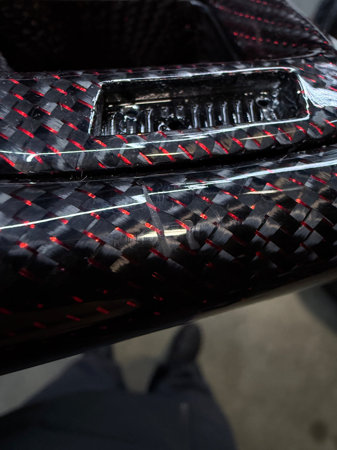 [Media/Test] Audi (B9.5 Q Wheel) - Signature - Gloss Carbon with Red Thread - Alcantara - Red Stitching - Red Stripe (Heated)