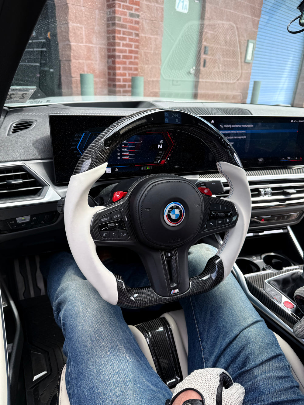 [Made to Order] BMW G-Series (M Performance Wheels) - Classic RPM LED - Gloss Carbon - White Smooth Leather - BMW M Colors Stitching - No Stripe