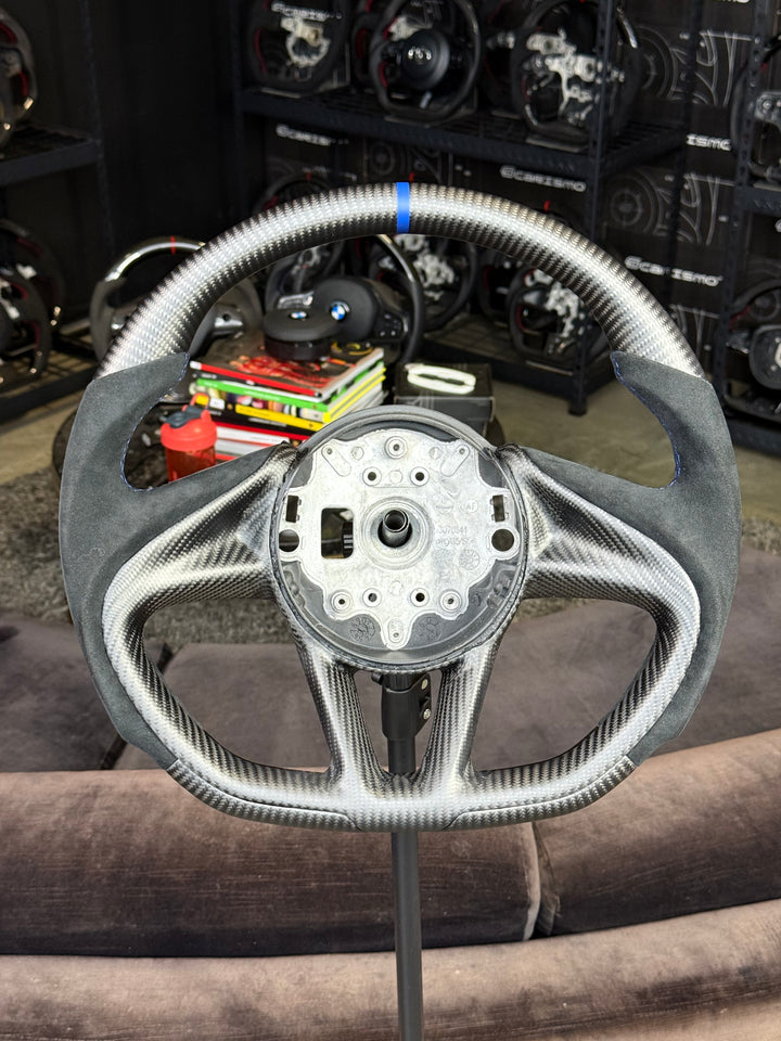 [Media/Test] McLaren Super Sport - Sport - Matte Carbon - Alcantara - Blue Stitching - Blue Stripe (Slight Manufacturing Defect)