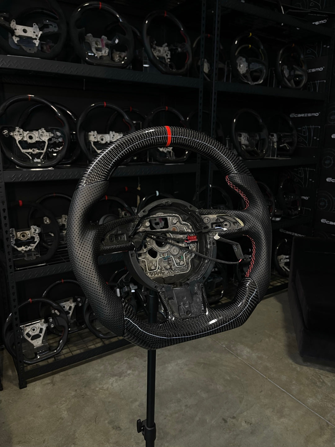 [Made to Order] Audi (C7 Wheel) - Sport - Gloss Carbon - Perforated Leather - Red Stitching - Red Stripe