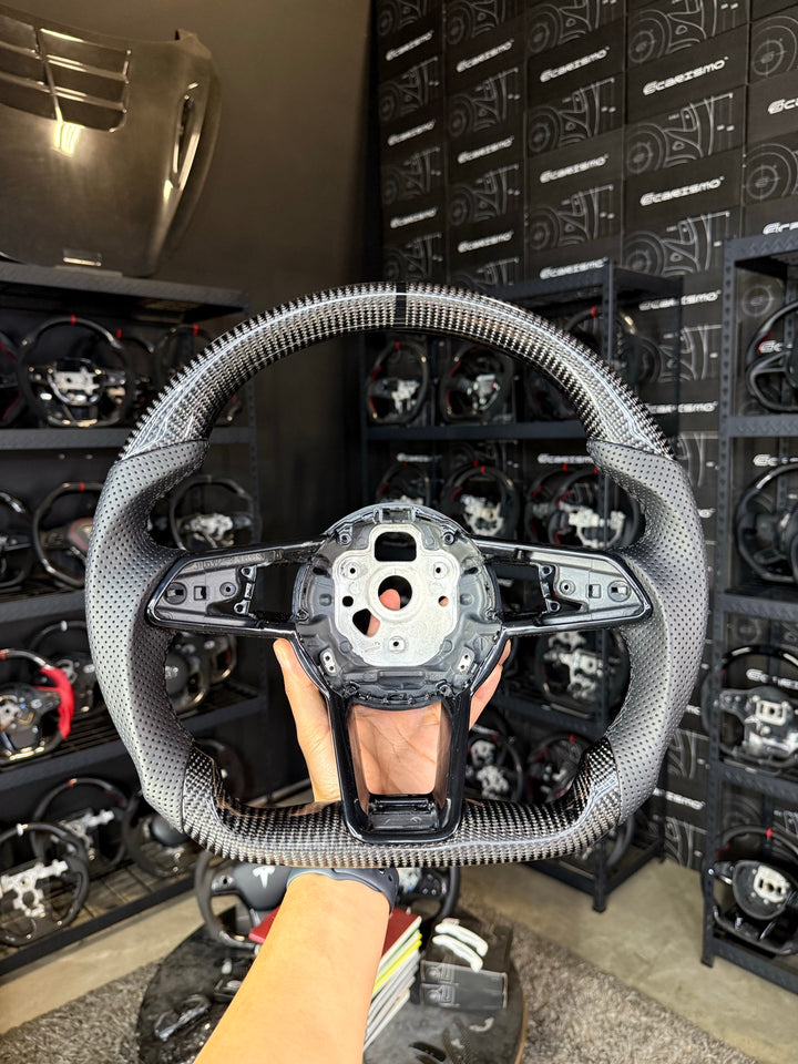 [Made to Order] Audi R8 (Gen 2) - Sport - Gloss Carbon - Perforated Leather - Black Stitching - Black Stripe