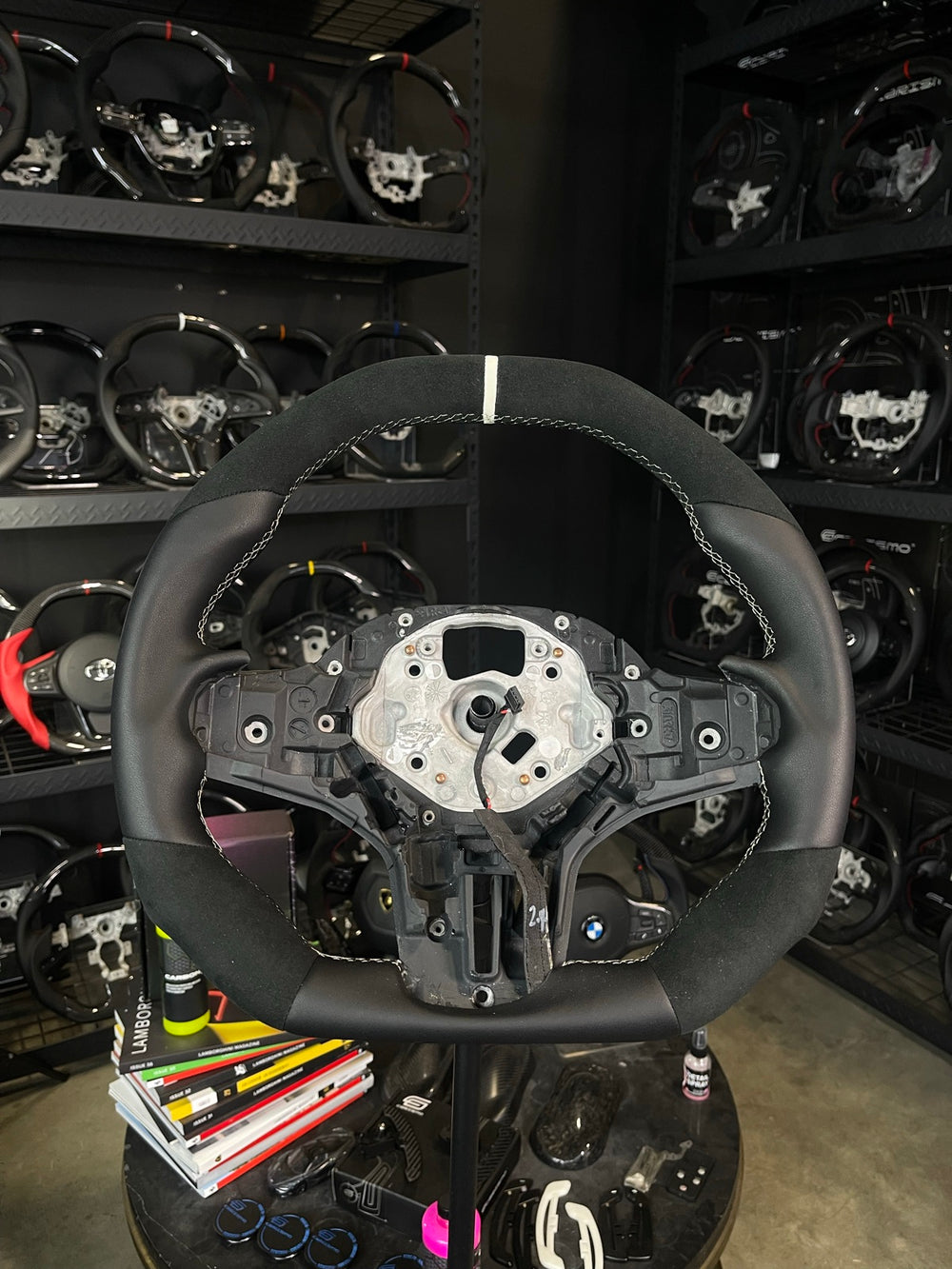 [Made to Order] BMW G-Series (M Performance Wheel) - Signature - (No Carbon) Alcantara - Smooth Leather - White Stitching - White Smooth Leather Stripe
