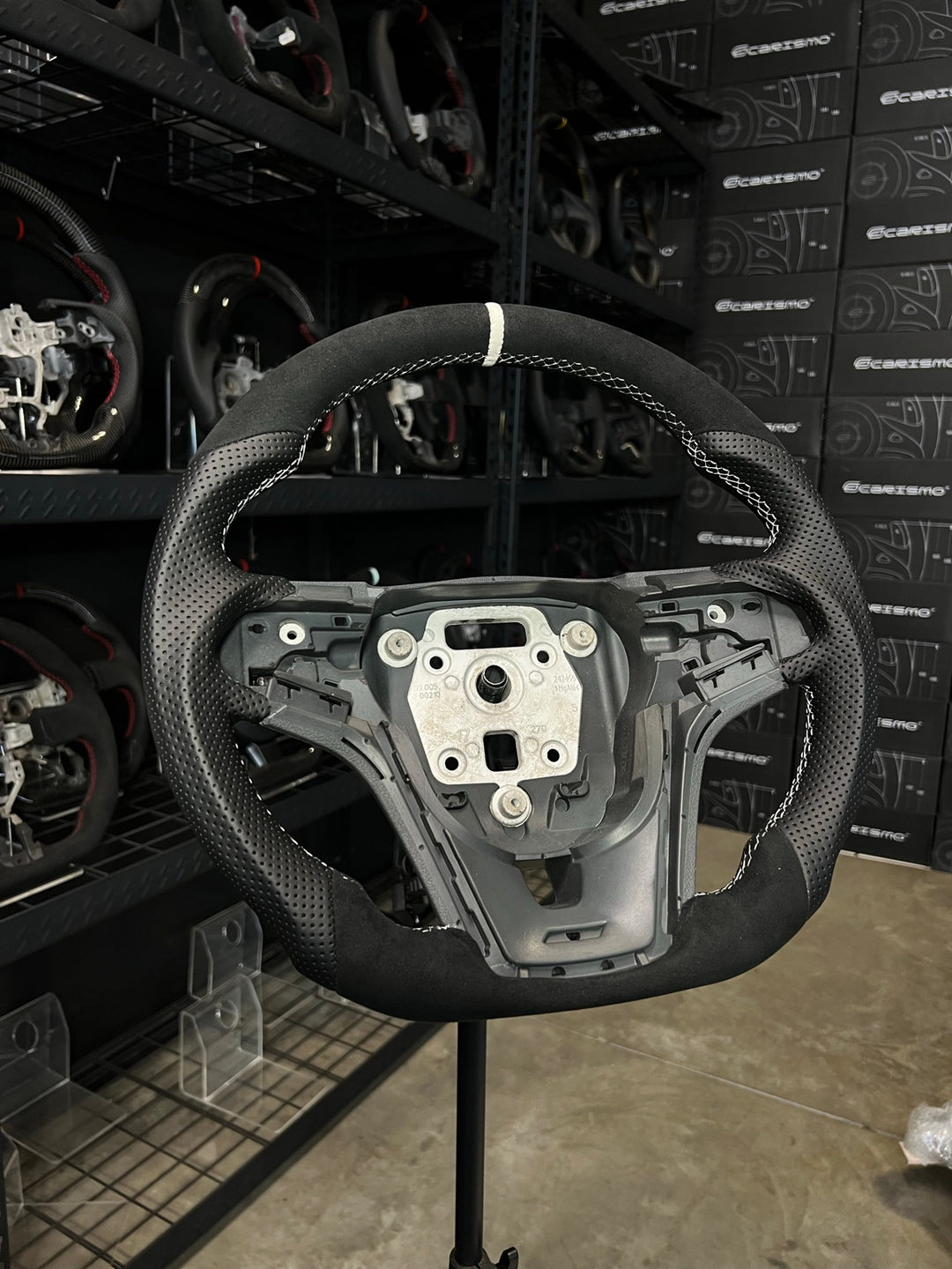 [Made to Order] Chevrolet Camaro (Gen 5 Facelift) - Sport - No Carbon (Alcantara) - Perforated Leather - White Stitching - White Alcantara Stripe