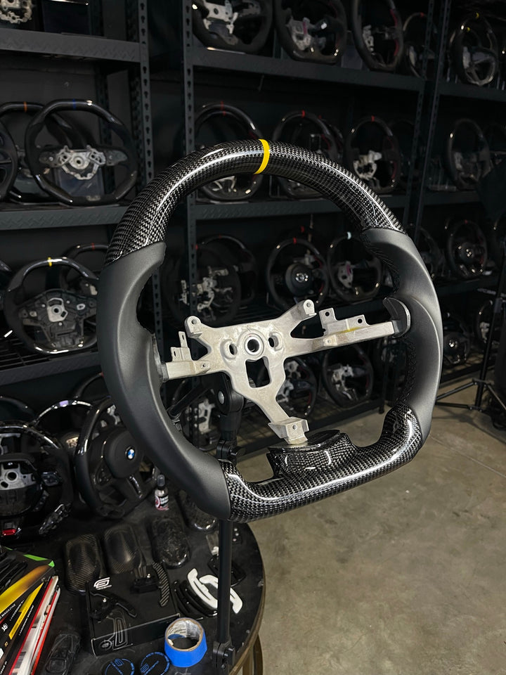 [Made to Order] Chevrolet Corvette (C6) - Sport - Gloss Carbon - Smooth Leather - Black Stitching - Yellow Stripe