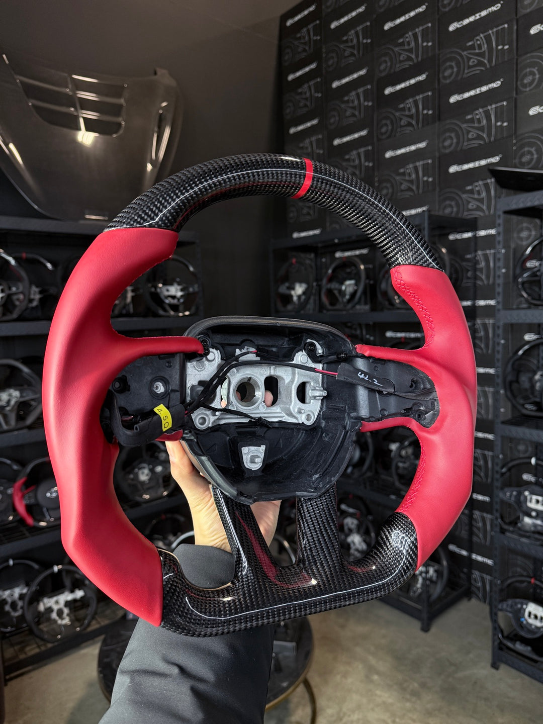 [Made to Order] Dodge / SRT (2015+) - Sport - Gloss Carbon - Red Smooth Leather - Red Stitching - Red Stripe
