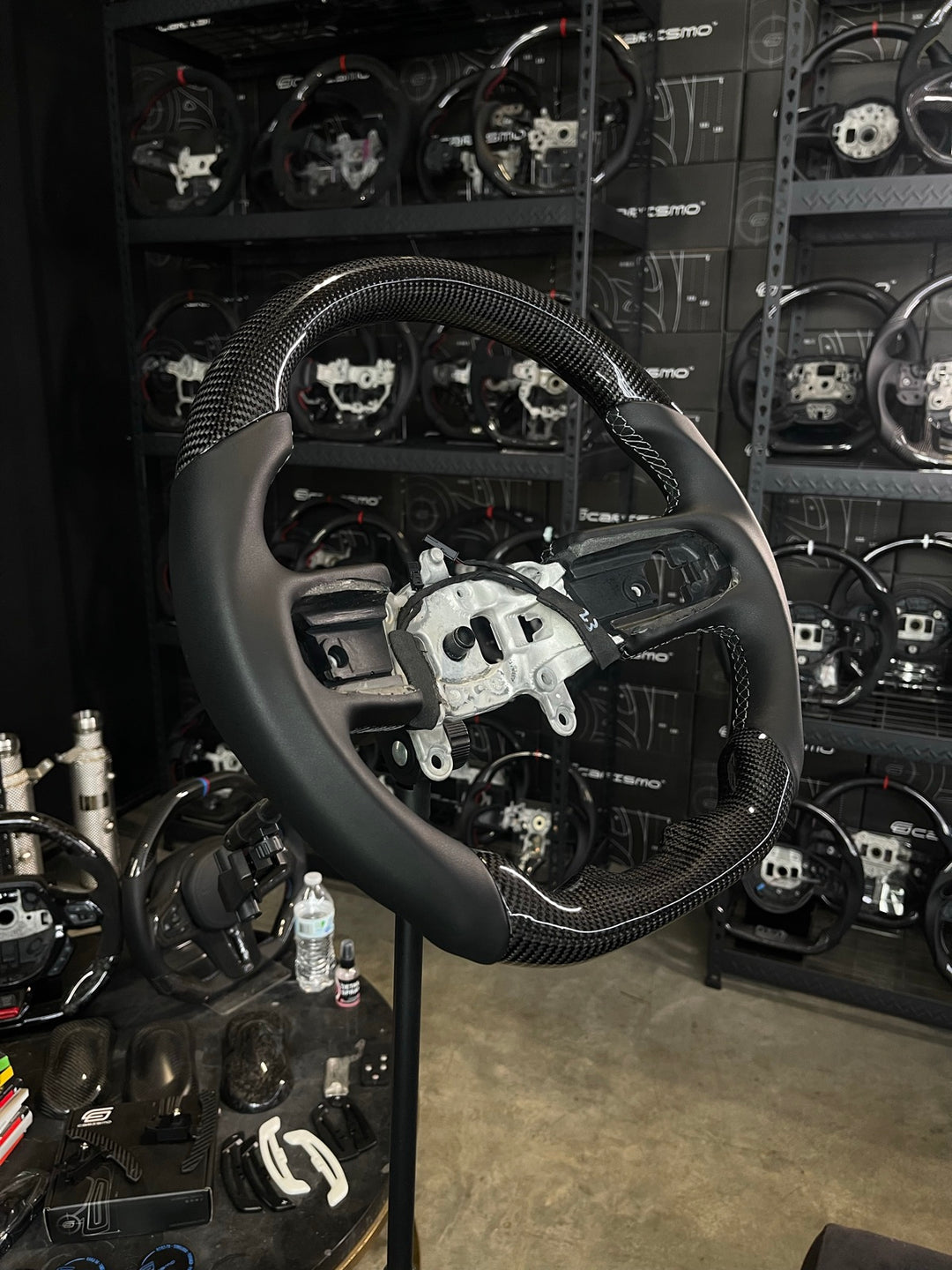 [Made to Order] Jeep Wrangler (JL) - Sport - Gloss Carbon - Smooth Leather - Grey Stitching - No Stripe