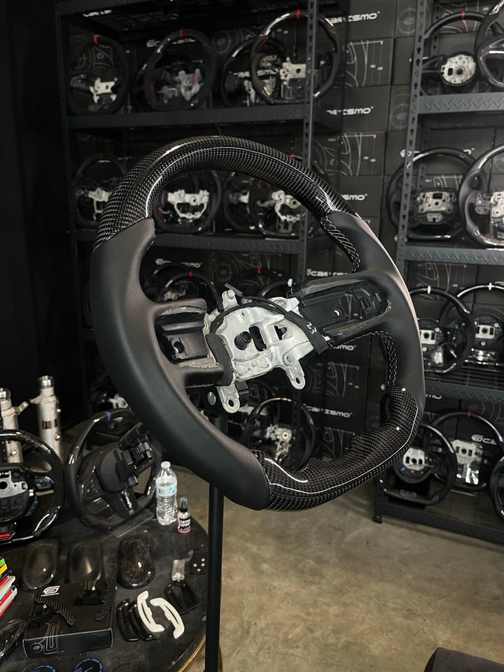[Made to Order] Jeep Wrangler (JL) - Sport - Gloss Carbon - Smooth Leather - Grey Stitching - No Stripe