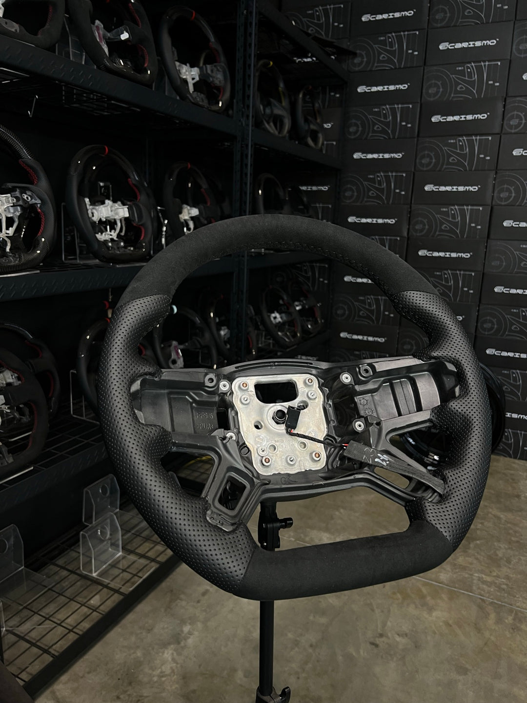 [Made to Order] Land Rover Defender (L663) - Sport - No Carbon (Alcantara) - Perforated Leather - Black Stitching - No Stripe