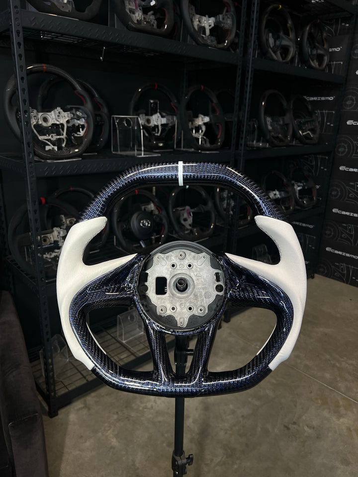 [Made to Order] McLaren Super Series - Signature - Gloss Carbon with Blue Thread - White Alcantara - Blue Stitching - White Stripe