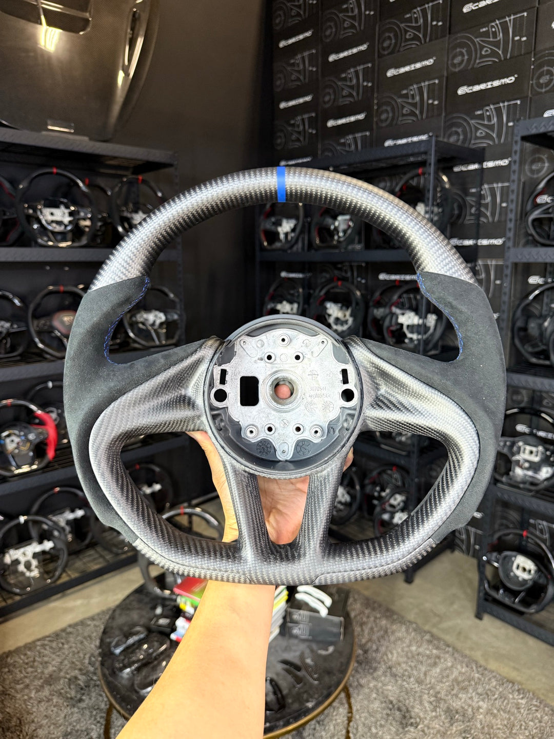[Made to Order] McLaren Super Series - Sport - Matte Carbon - Alcantara - Blue Stitching - Blue Stripe