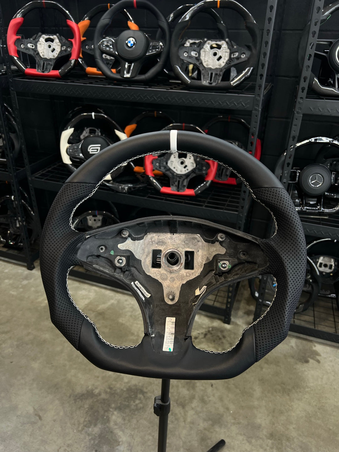[Made to Order] Mercedes/AMG (2012 AMG Performance Wheel) - Sport - Full Leather - Perforated Leather - White Stitching - White Smooth Leather Stripe