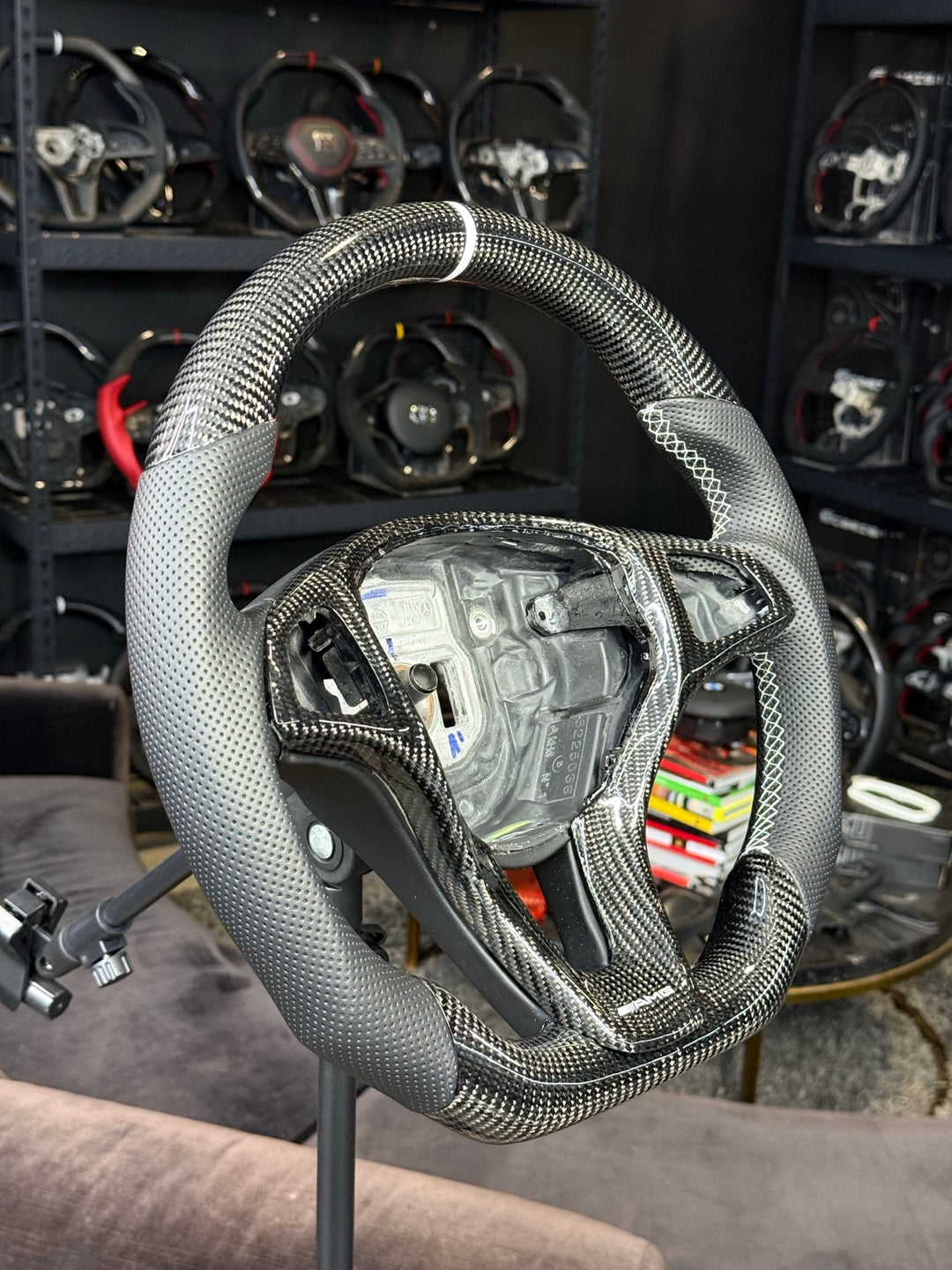 [Made to Order] Mercedes/AMG (2016 Round-Bottom Wheel) - Sport - Gloss Carbon - Perforated Leather - White Stitching - White Stripe